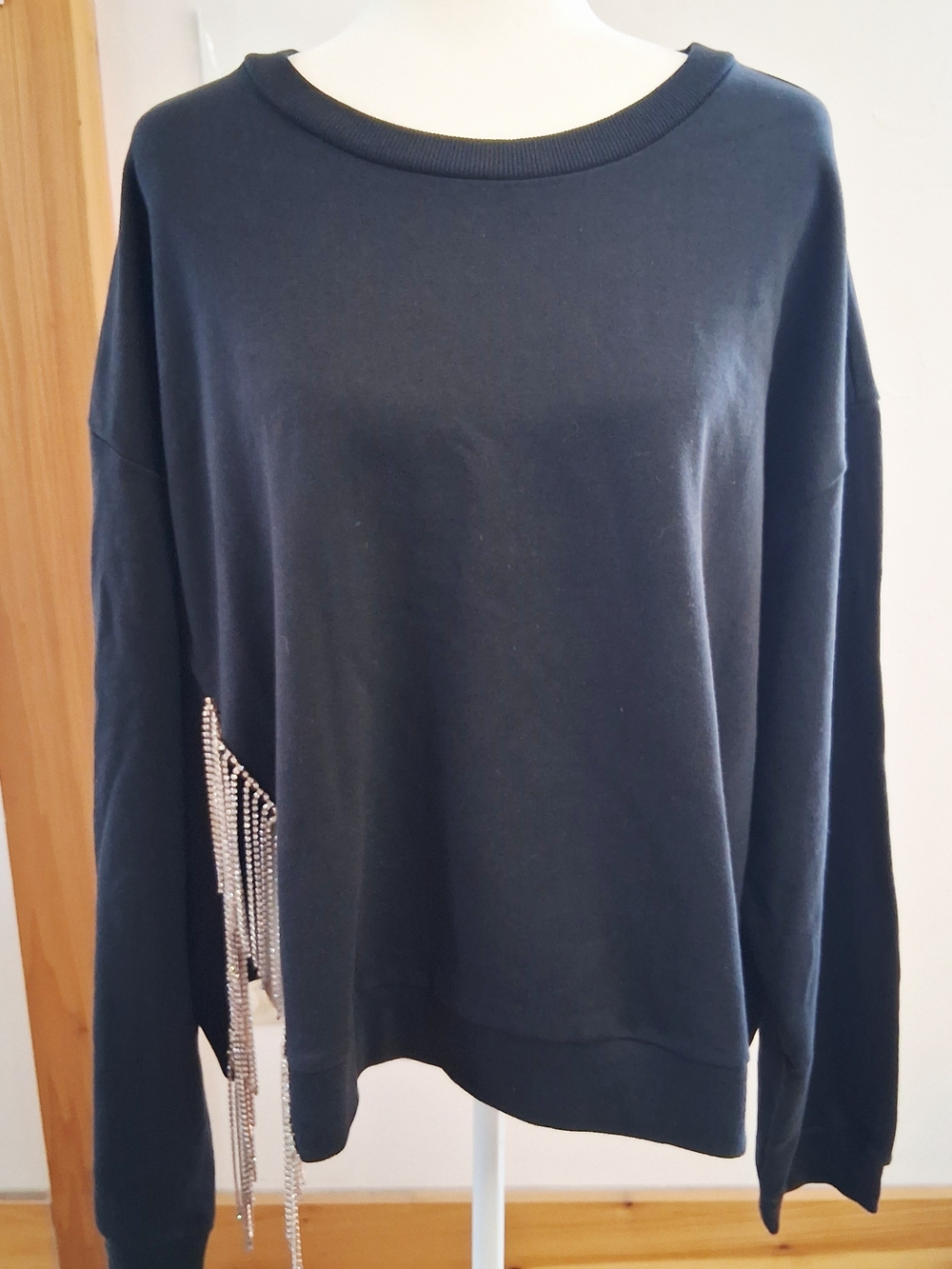 Forever 21 Black Long Sleeve Sweatshirt With Rhinestone Chain Fringe Women's 3X